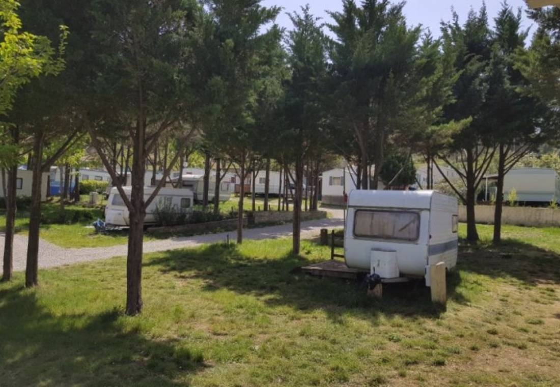 Camping Le Borepo *** — Kemping in Villeveyrac 