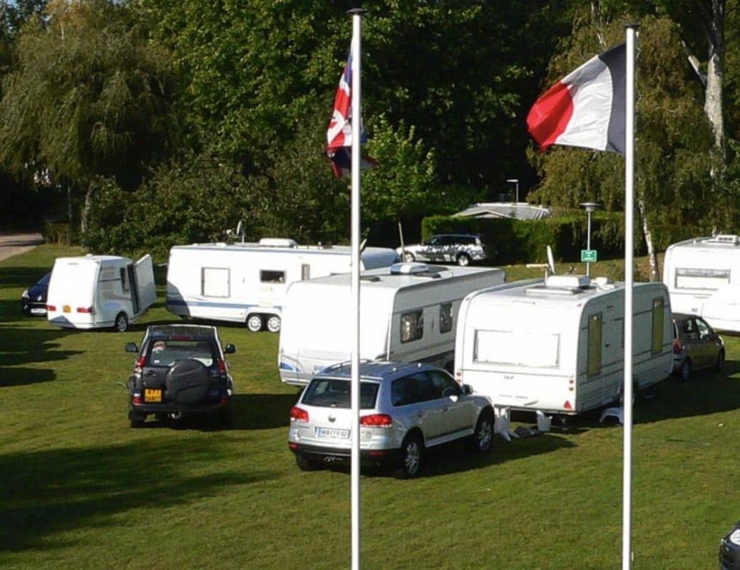 Parc de Loisirs Le Val Fleuri **** — 露营地 in Cloyes-les-Trois-Rivières
