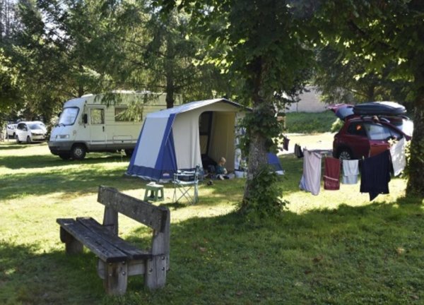 Camping Municipal Aubusson — Photo 3