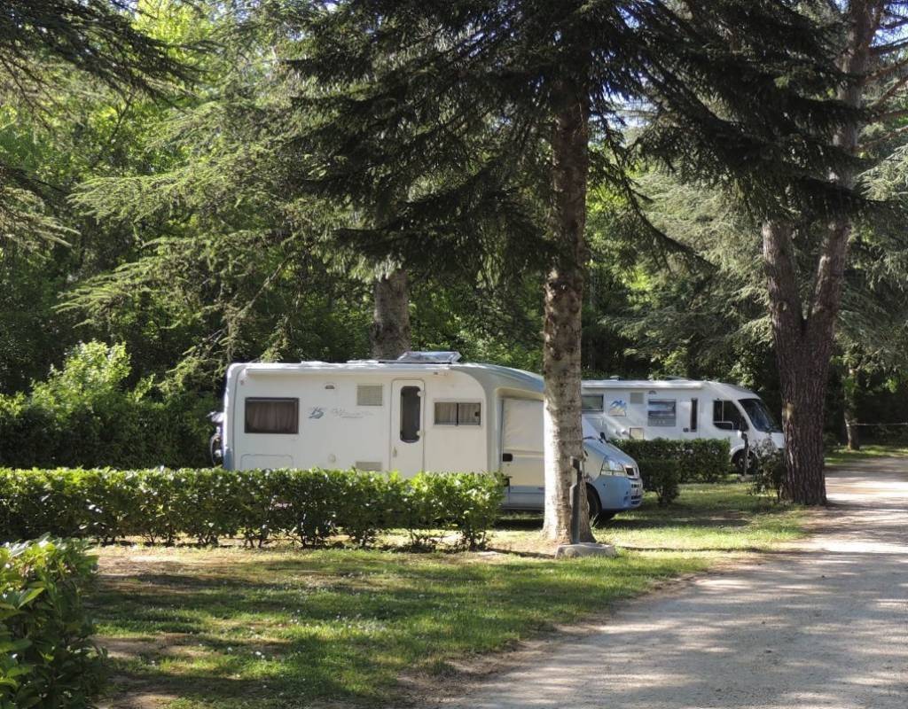Camping La Cheneraie **** — Cámping in St Géry-Vers