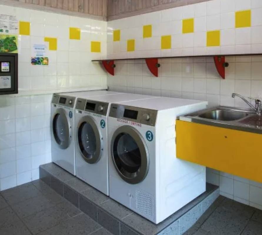 Camping Le Clou **** — Campingplass in Coux et Bigaroque-Mouzens