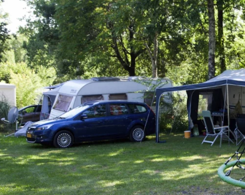 Camping Le Clou **** — Camping Site in Coux et Bigaroque-Mouzens