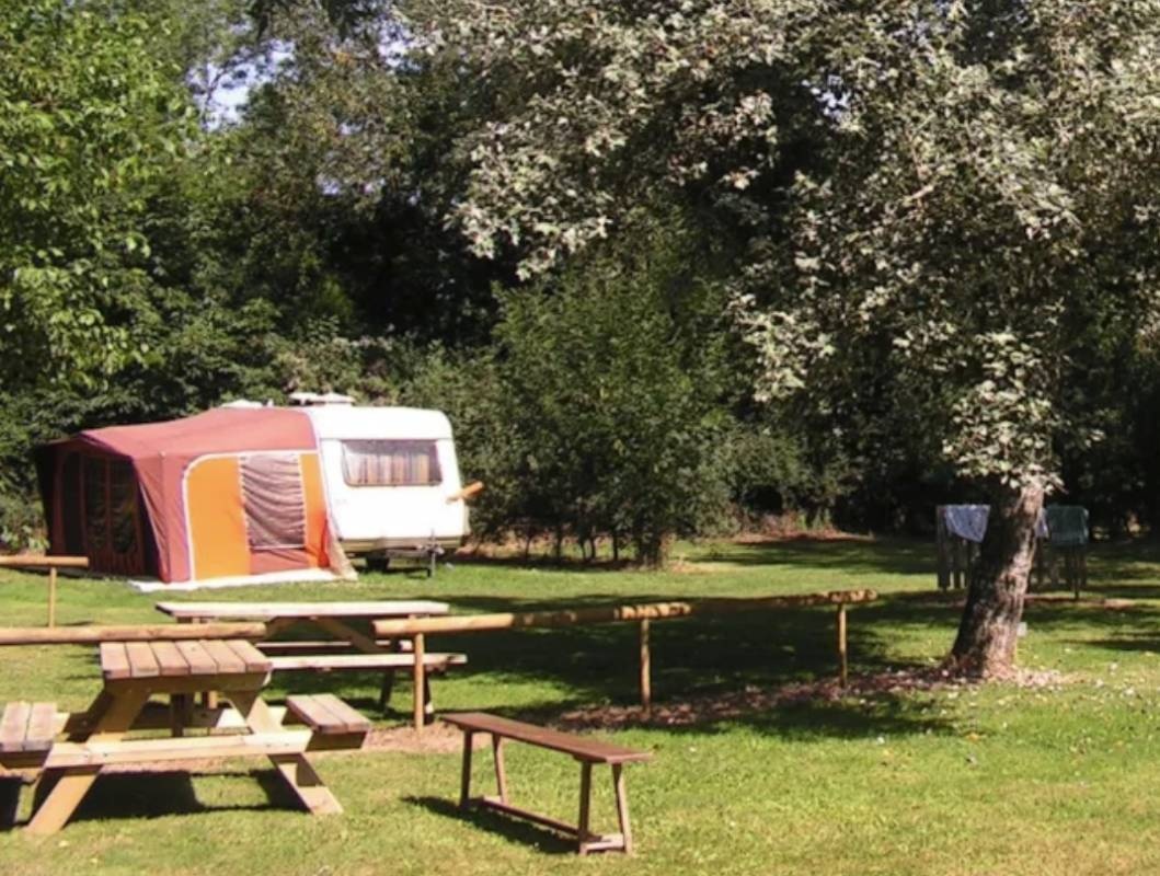 Camping La Guyonnière *** — Місце для кемпінгу in Mauges-sur-Loire