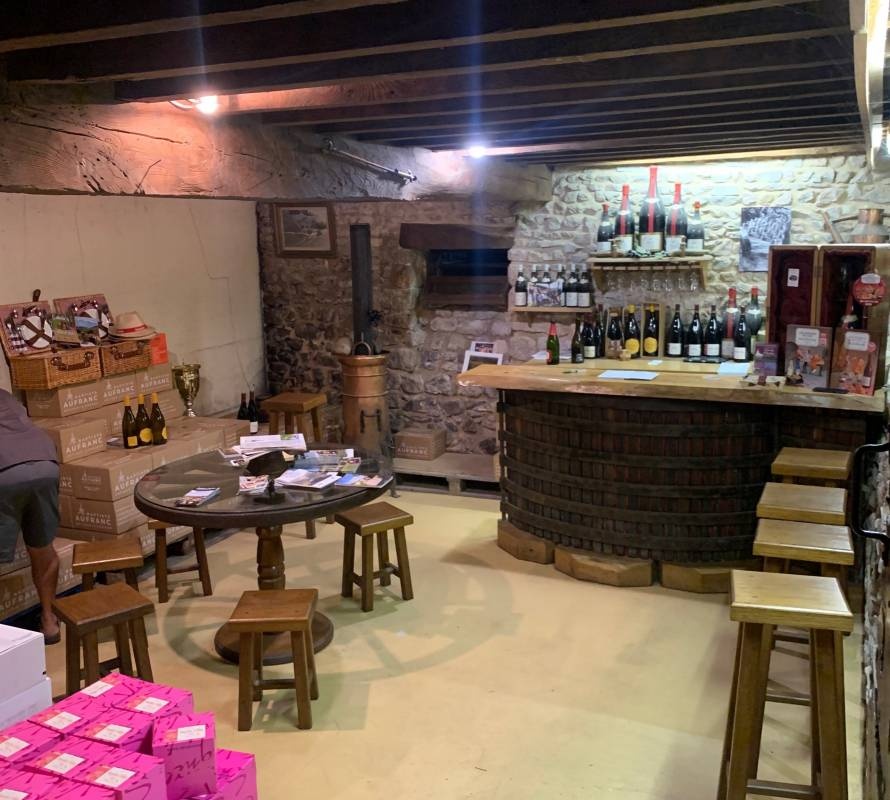 Camping de la Grappe Fleurie Vivacamp — Camping in Fleurie / Auvergne-Rhône-Alpes