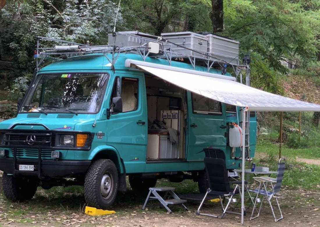 Camping Les Blaches — Cámping in Berrias-et-Casteljau