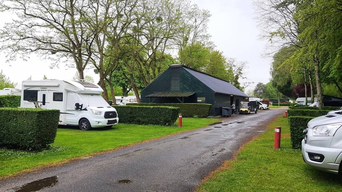 Camping du Mont Saint-Michel — Sítio de acampamento in Le Mont-Saint-Michel