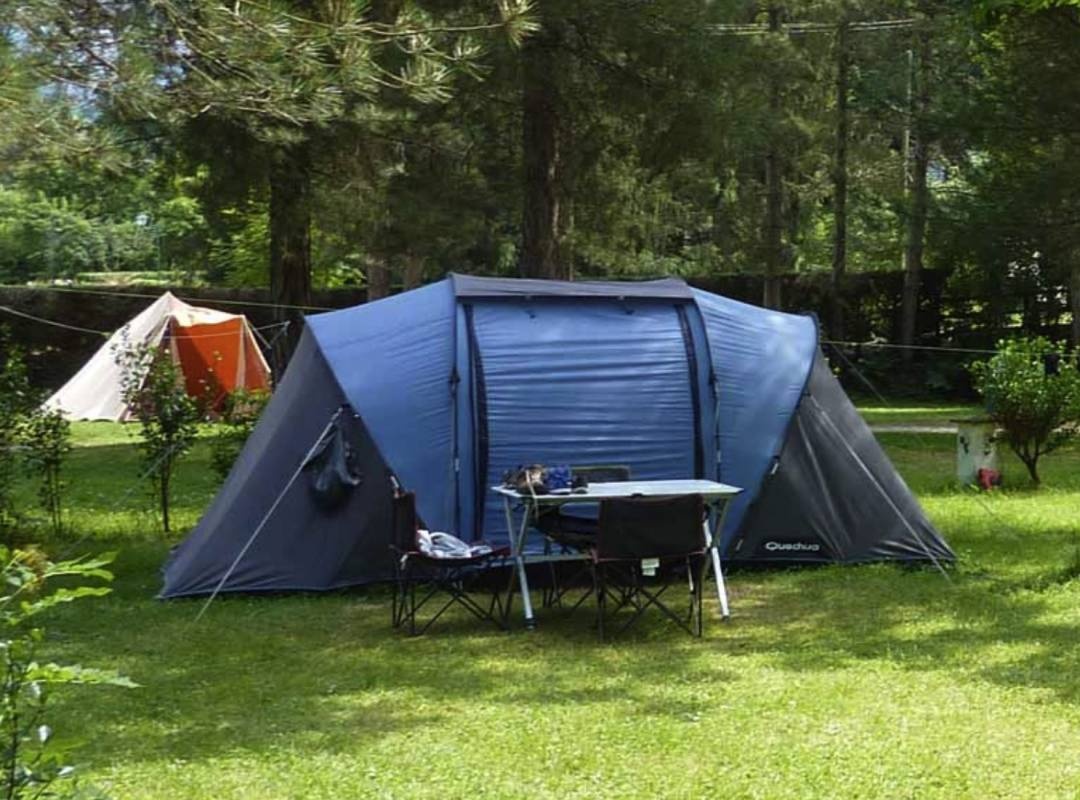 Camping Le Montagnou *** — Campingplats in Ustou