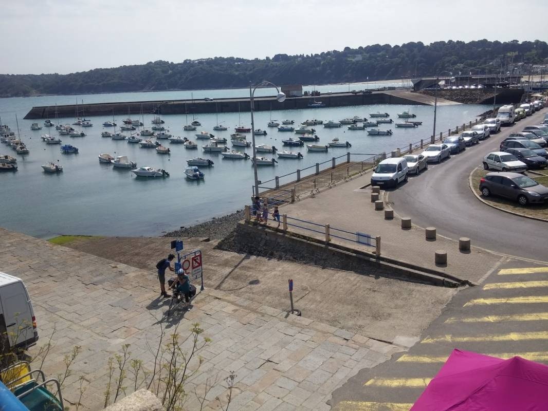 Camping Minihy *** — Campingplats in Pléneuf-Val-André