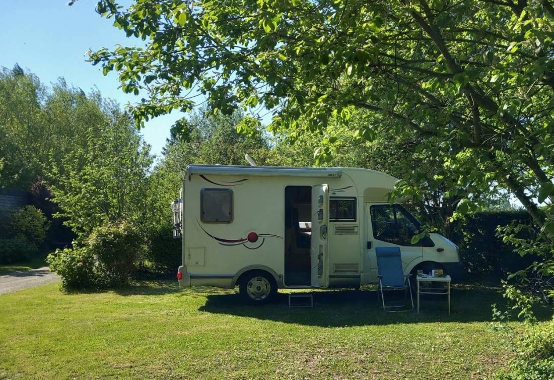 Camping Le Petit Clos — 露营地 in Rumegies / Hauts-de-France