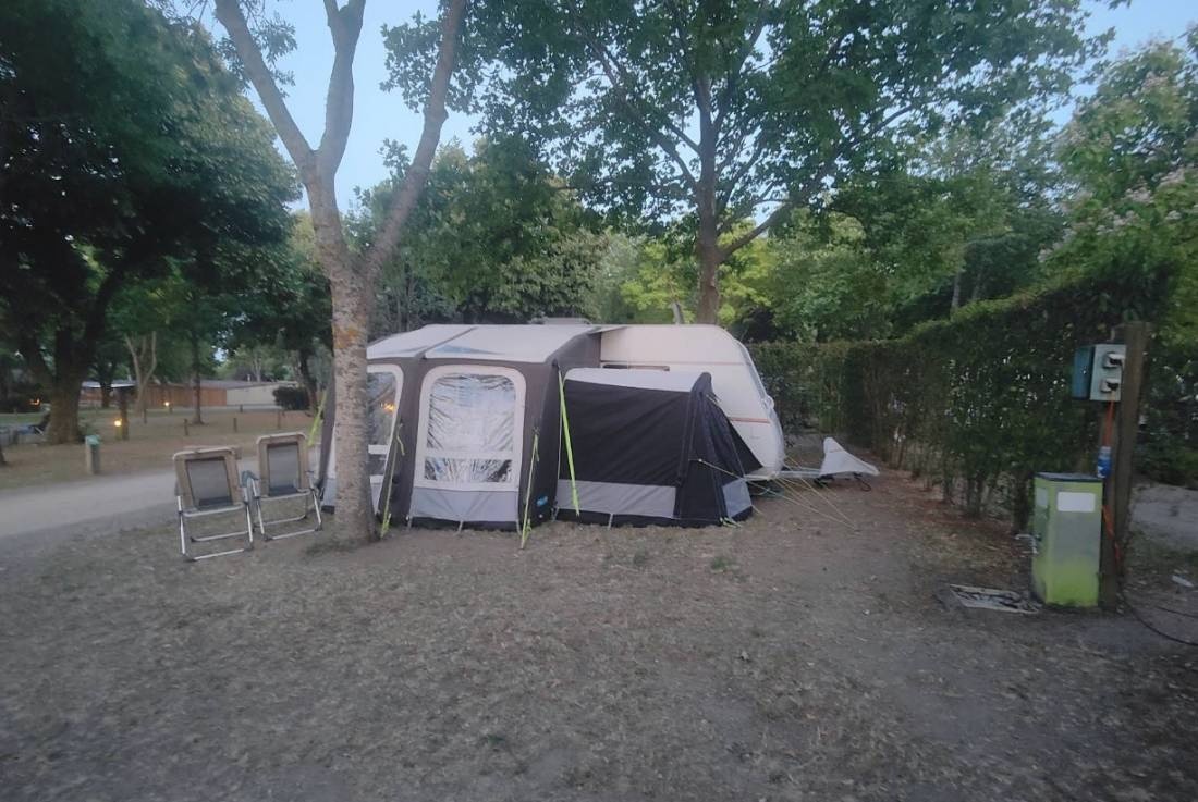 Capfun Camping Le Ranch des Volcans **** — Campingplats in Châtel-Guyon 