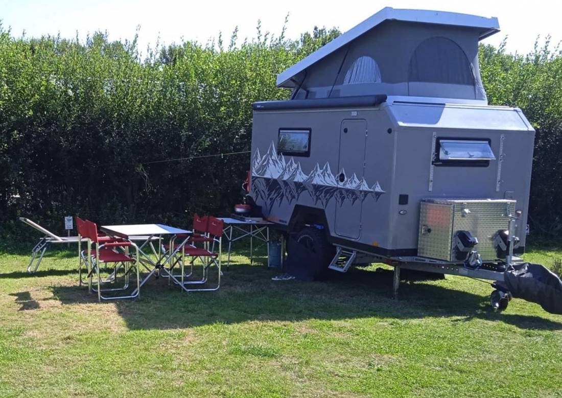 Camping La Mer — Campingplass in Ploéven