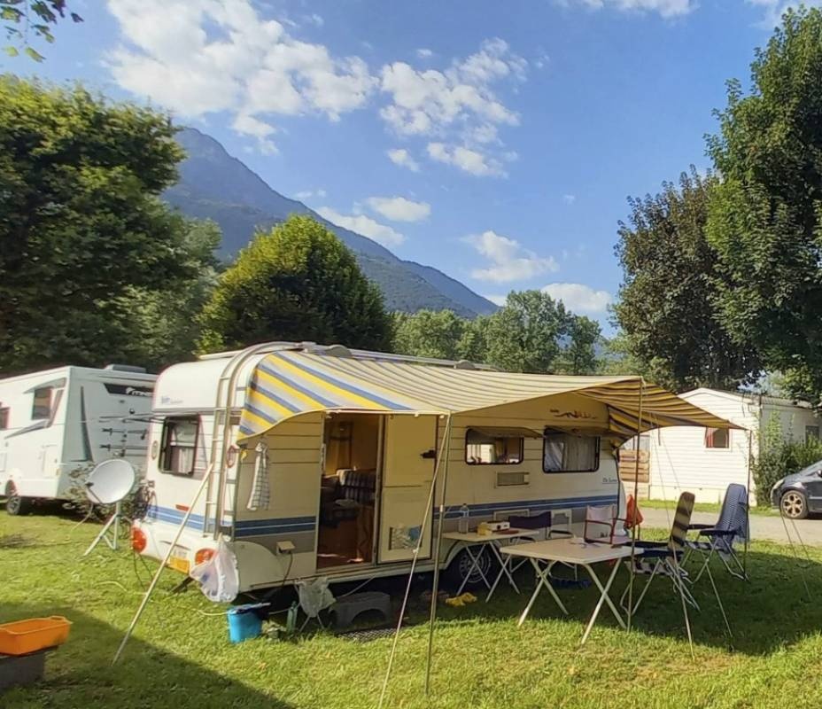 Camping Les Lacs de Maurienne *** — Camping Site in Saint-Rémy-de-Maurienne