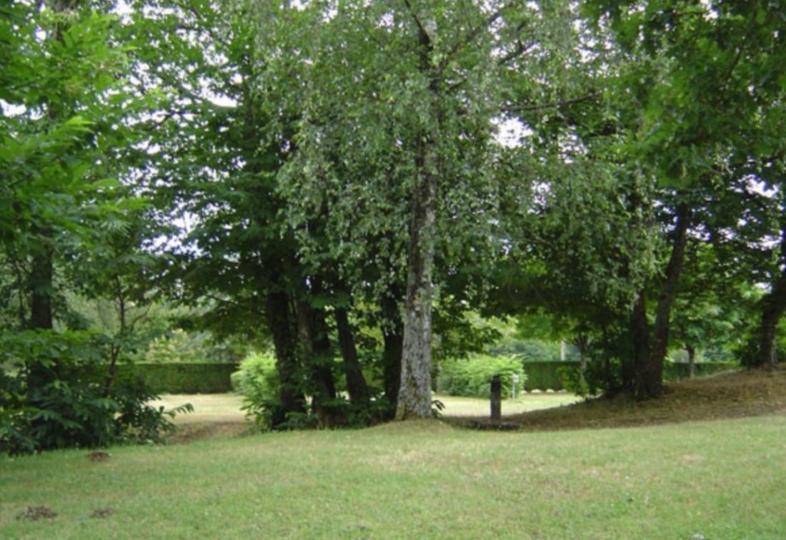 Camping Saint-Fortunat — Campingplads in Flavignac