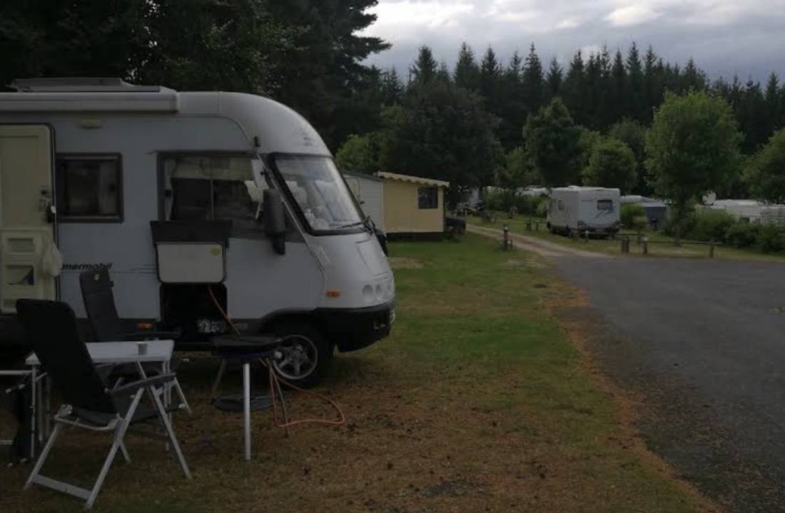 Camping Municipal de Surnette *** — Kemp in Mazet-Saint-Voy