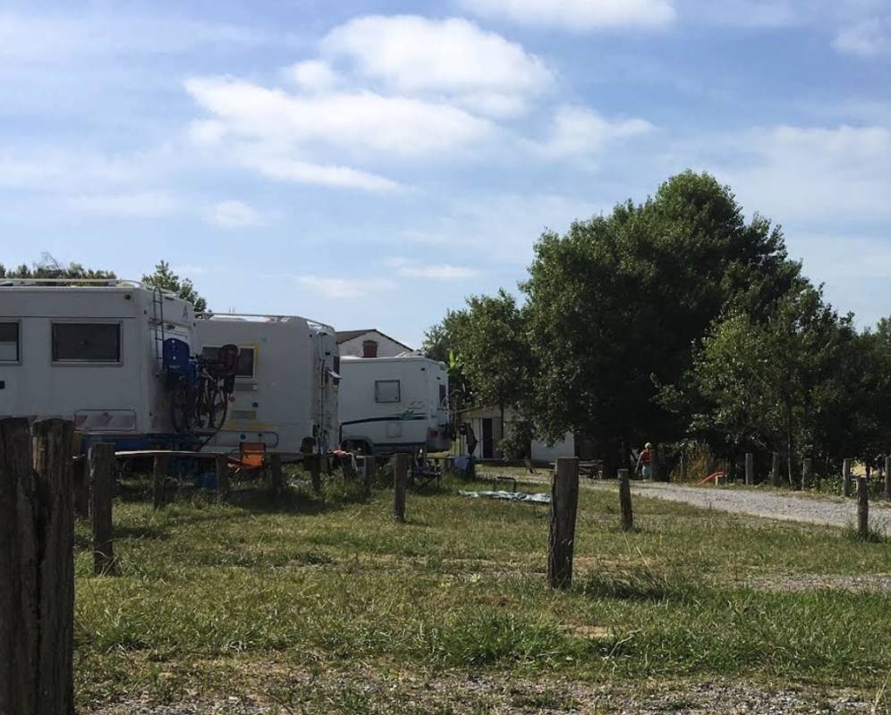 Domaine du Lac de Sames — Camperplads in Sames