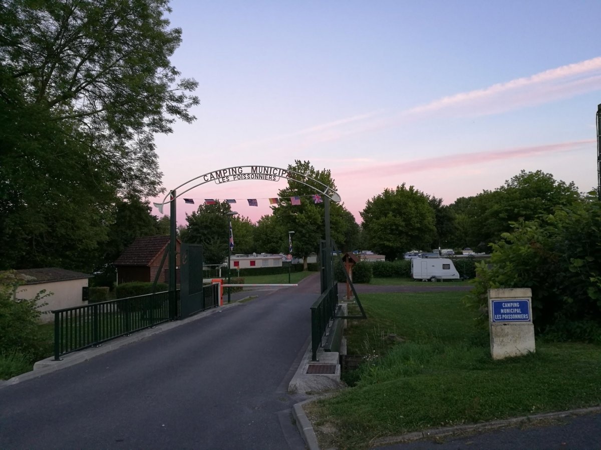 Camping Municipal Les Poissonniers ** — Campingplass in Corbie