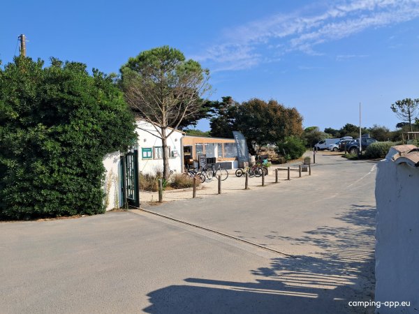 Camping Huttopia Ars-en-Ré — Photo 3