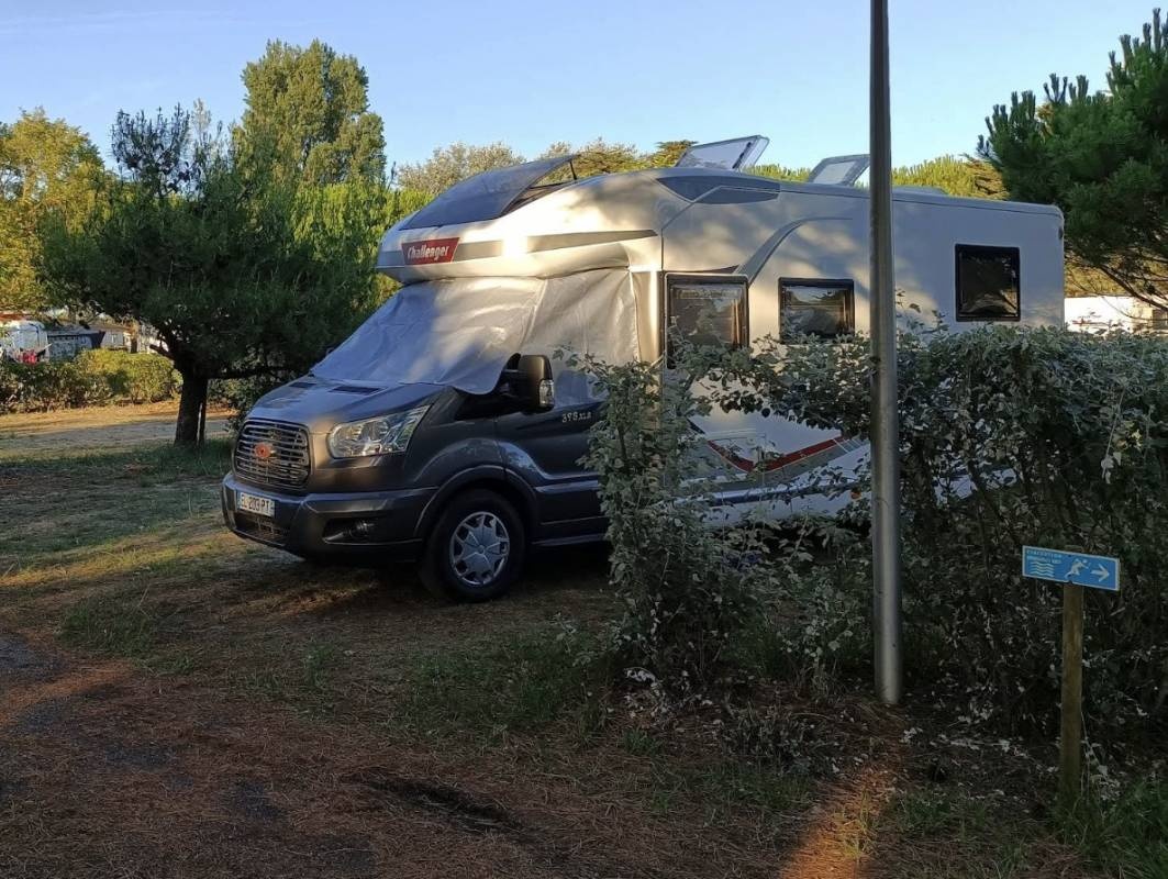 Camping La Garenne *** — Camping Site in Port-des-Barques