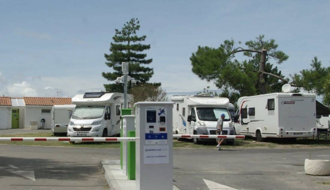 Camping de mon village Fouras — Ställplats in Fouras