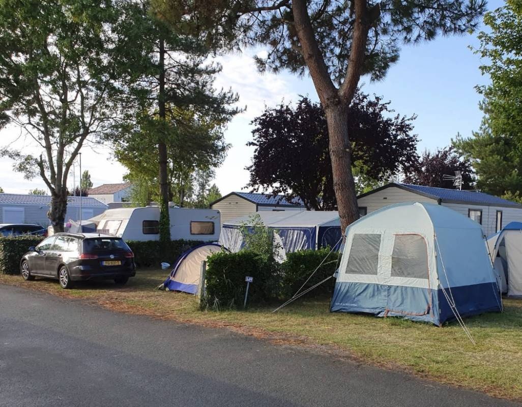 Camping Le Lagos Bleu *** — Camping Site in Notre-Dame-de-Monts