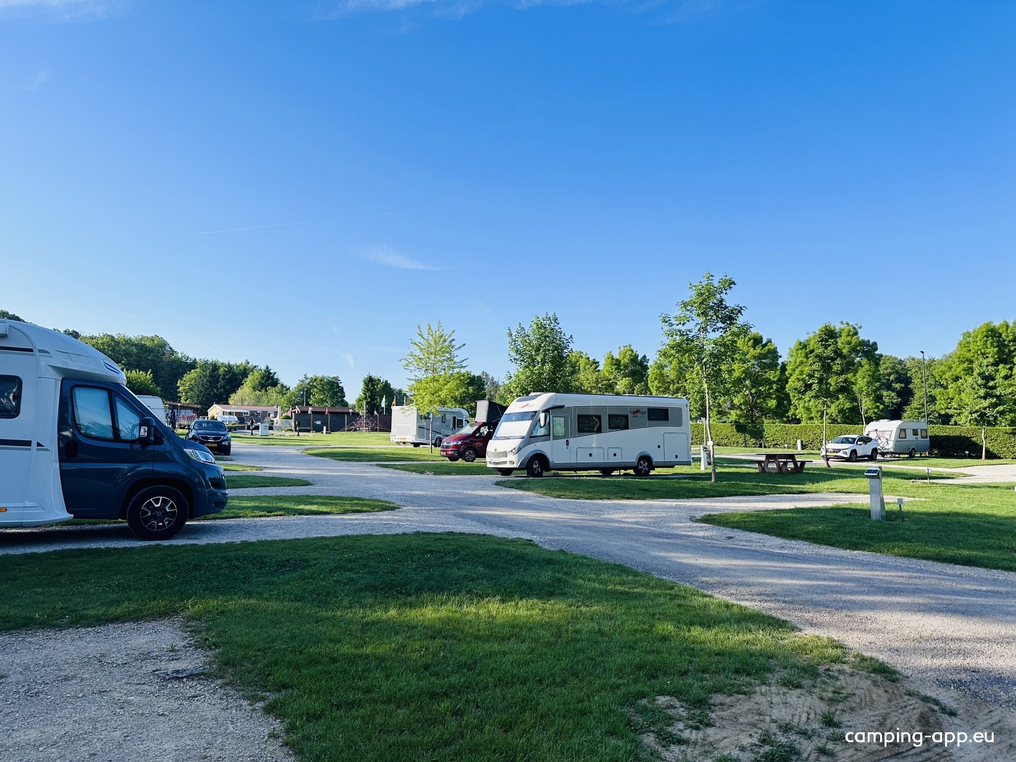 Camping Porte des Vosges *** — Campingplads in Bulgnéville / Grand Est