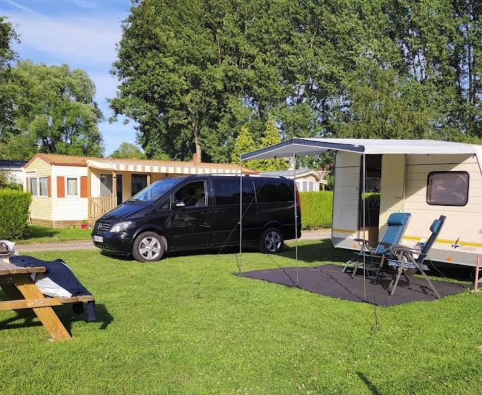 Camping du Moulin de Remilly-Wirquin — Camping Site in Remilly-Wirquin