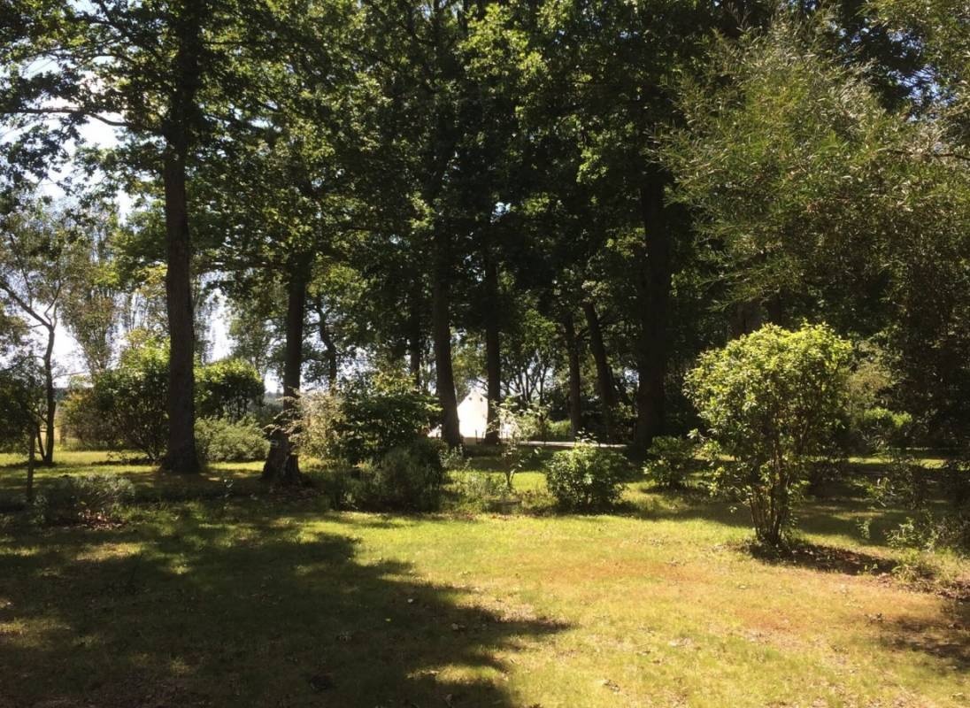 Camping du Parc ** — Kamp yeri in Étaules