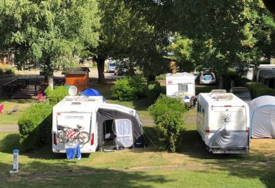 Camping Le Sedour — Kemping in Riom-ès-Montagnes 