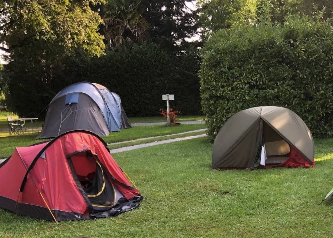 Camping Les Sapins — Campingplads in Ousse