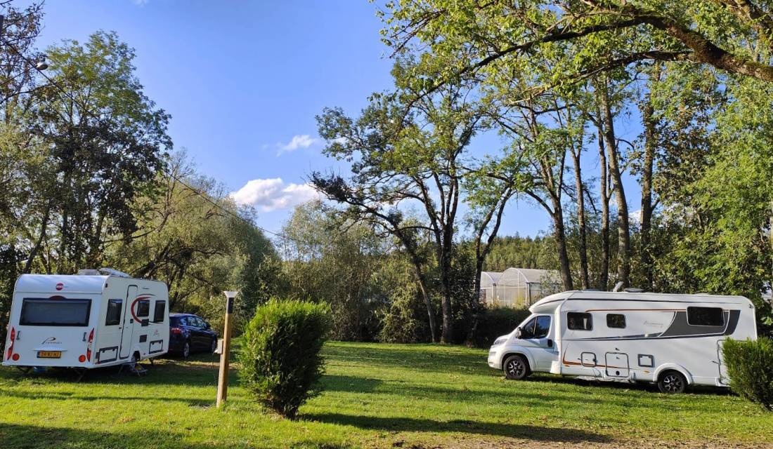 Camping Le Vieux Moulin — Kemp in Arc-en-Barrois