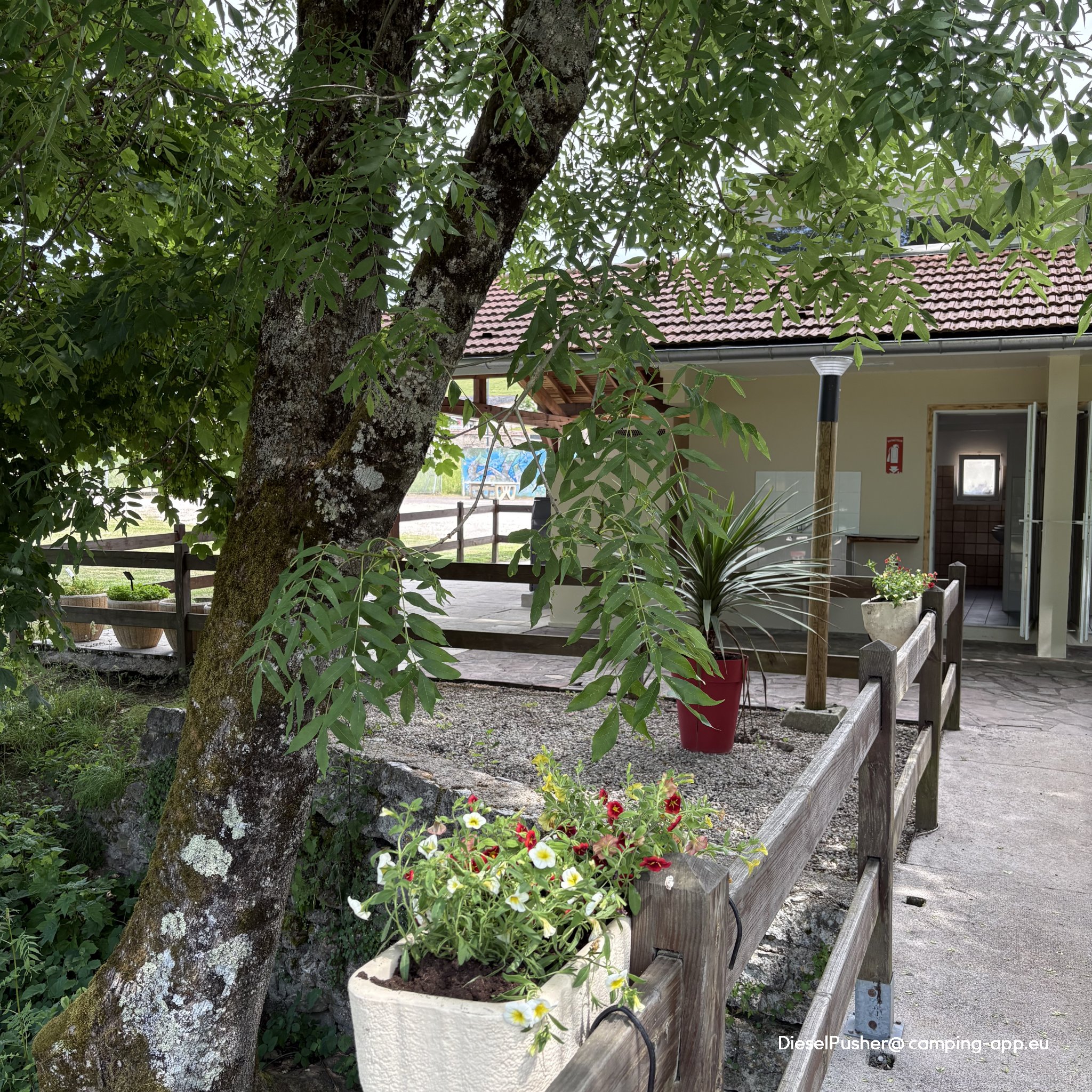 Camping Le Vieux Moulin — Photo 6