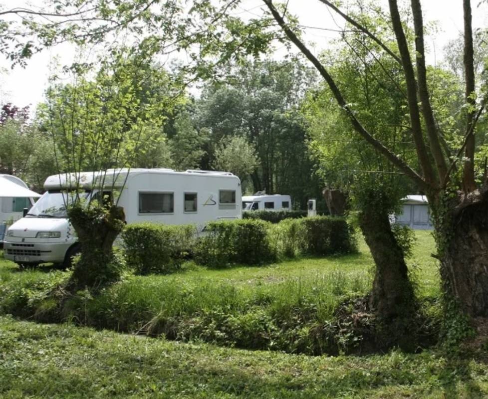 Camping La Taillée d'Arçais ** — Camping Site in Arçais 