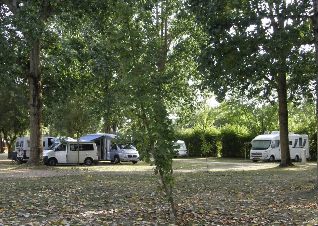 Camping Municipal La Petite Cabane — Cámping in Maillé