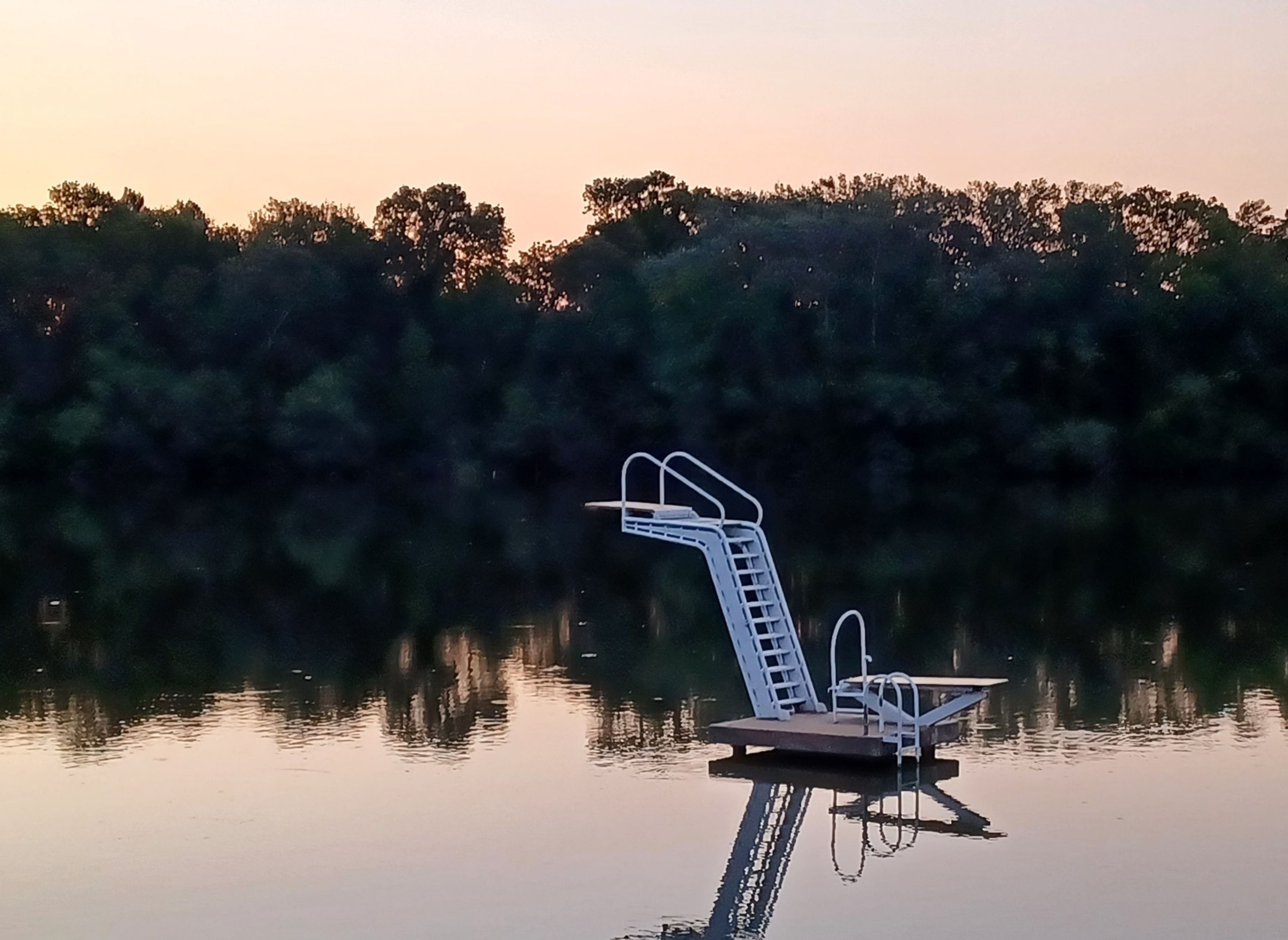 Camping L'ile Blanc — Camping Site in Ancone 