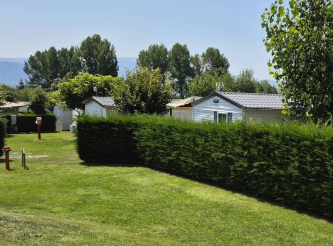 Camping Le Robinson — Campingplads in Enveitg Cerdagne