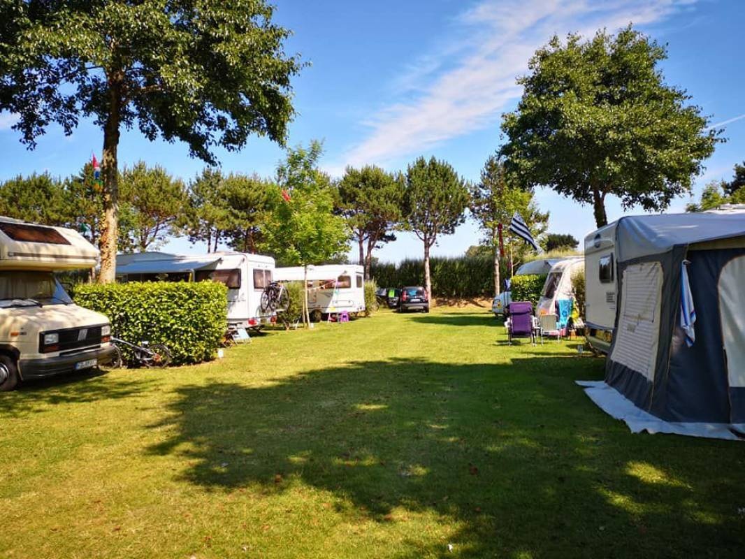 Camping Sunêlia la Baie de Saint Pol *** — Campingplass in Saint-Pol-de-Léon / Bretagne