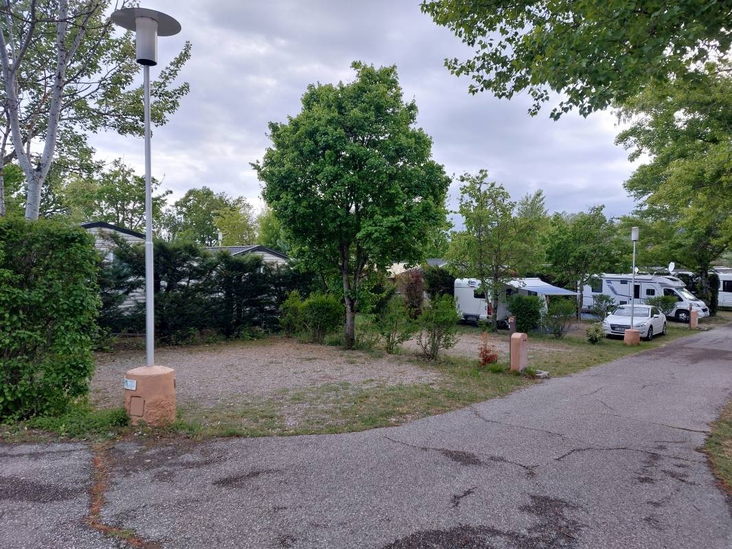 Camping Le Verseau **** — Campingplads in Gréoux-les-Bains / Provence-Alpes-Côte d'Azur