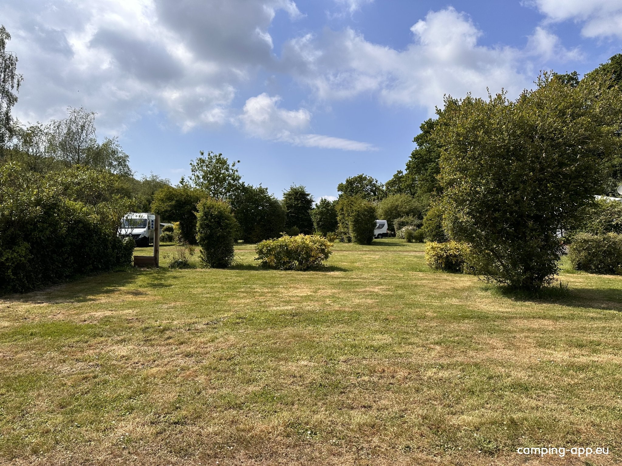 Campling les Deux Rives *** — Sítio de acampamento in Lannion
