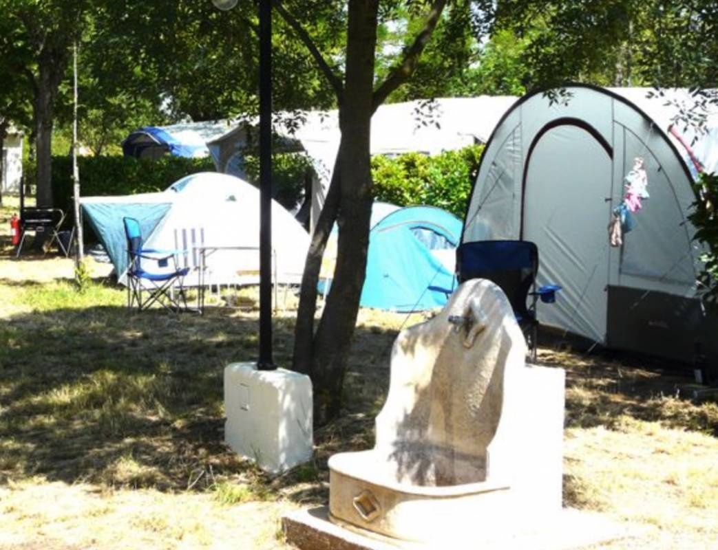 Camping Village Azur — Campingplass in Saint-André-de-Sangonis 