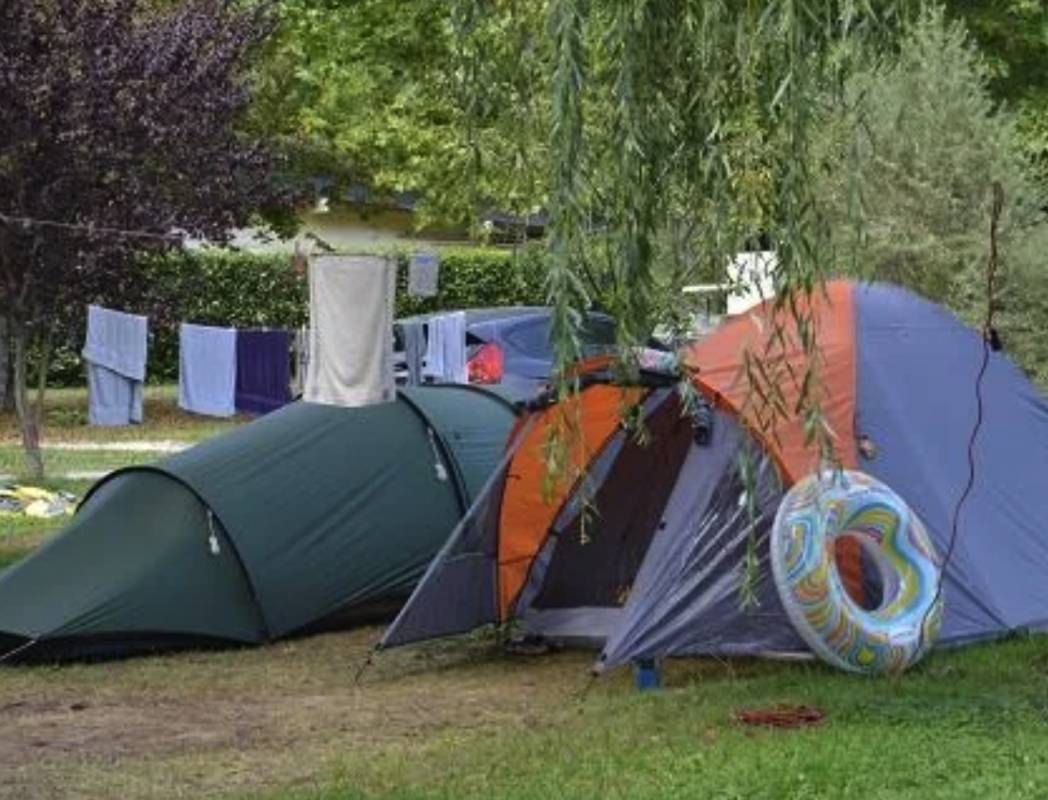 Camping des Lacs *** — Cámping in Saint-Jean-de-Chevelu