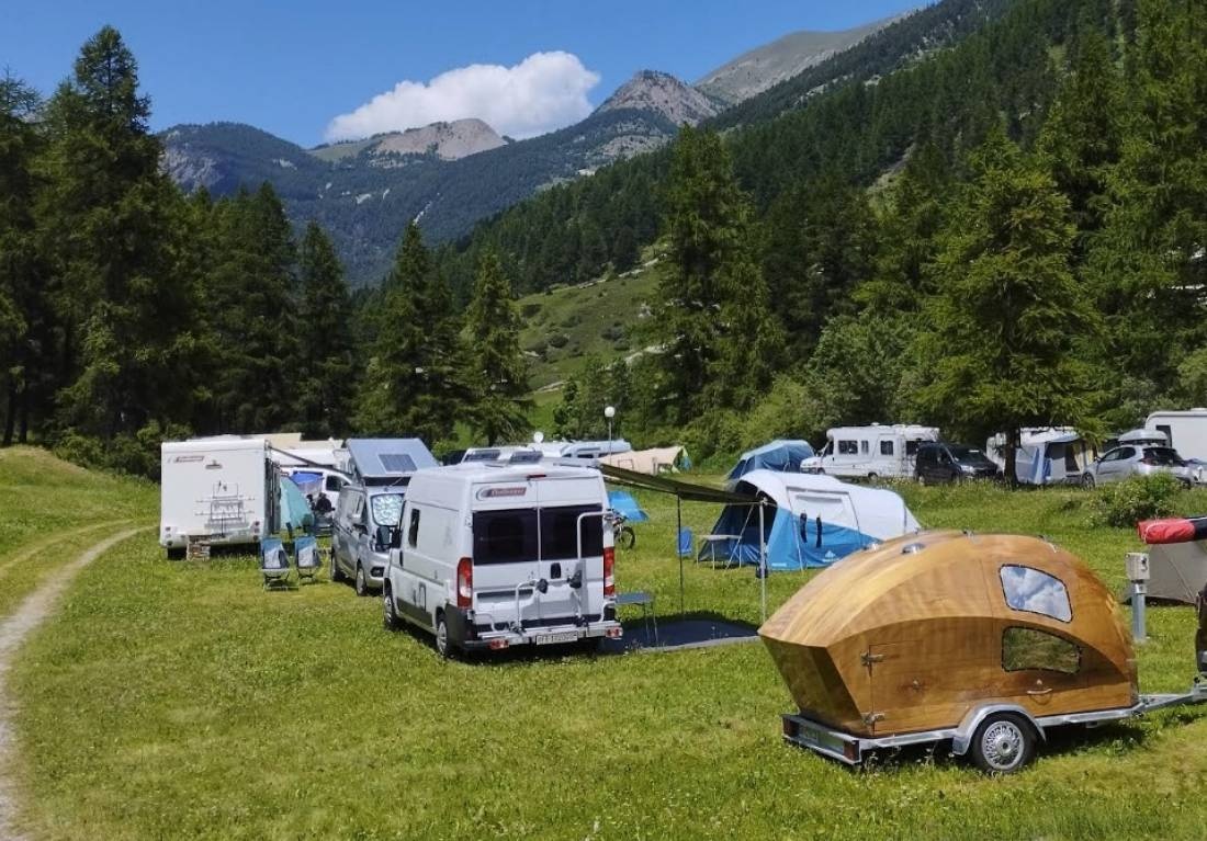 Camping Les Mélèzes — Kamp yeri in Ceillac 