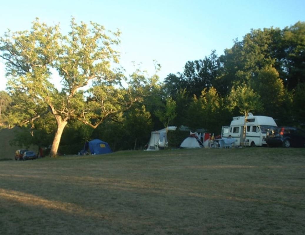 Camping La Roussie ** — Camping Site in Proissans