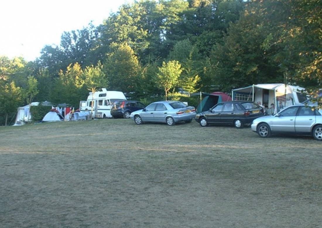 Camping La Roussie ** — Campingplads in Proissans