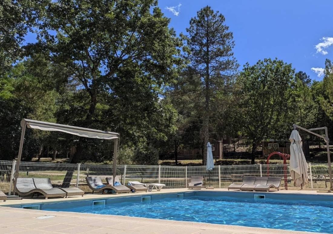 Camping de Graniers *** — Campingplatz in Monoblet