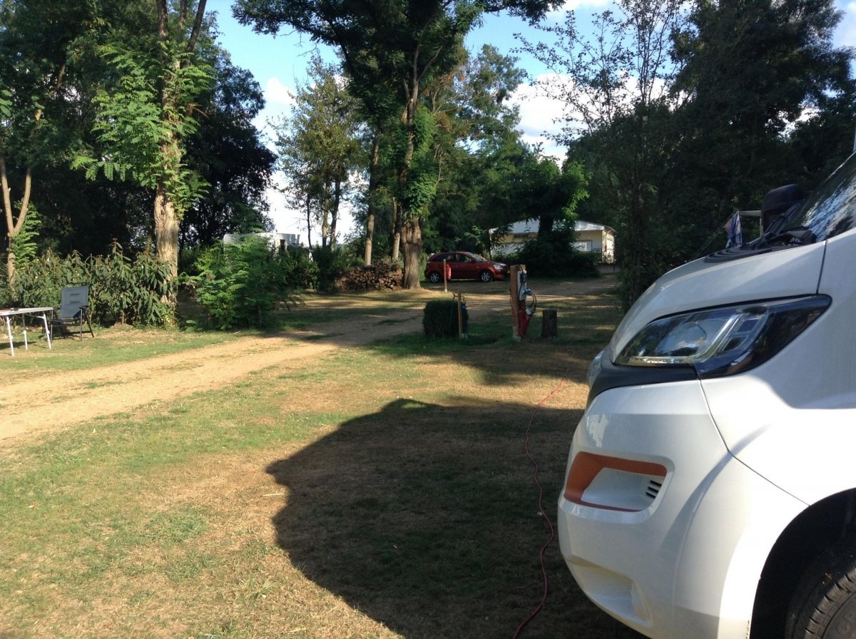 Camping Le Vieux Moulin — 露营地 in Neuville-sur-Sarthe