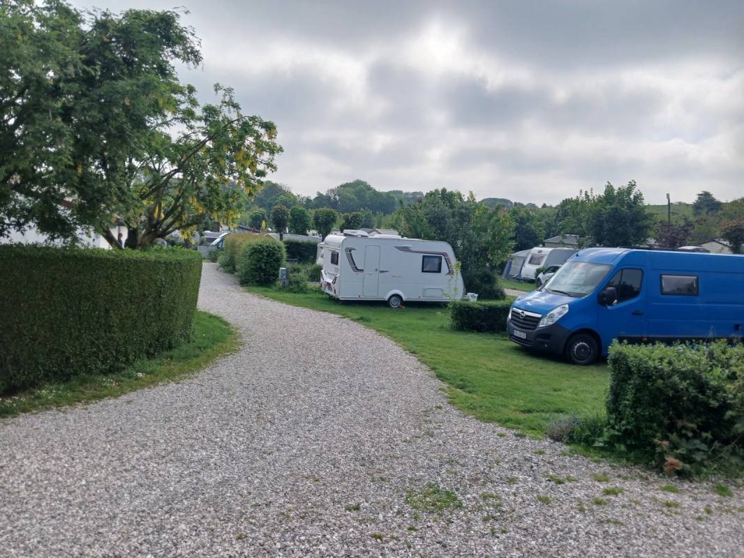 Camping Les Épinettes — Camping Site in Peuplingues / Hauts-de-France