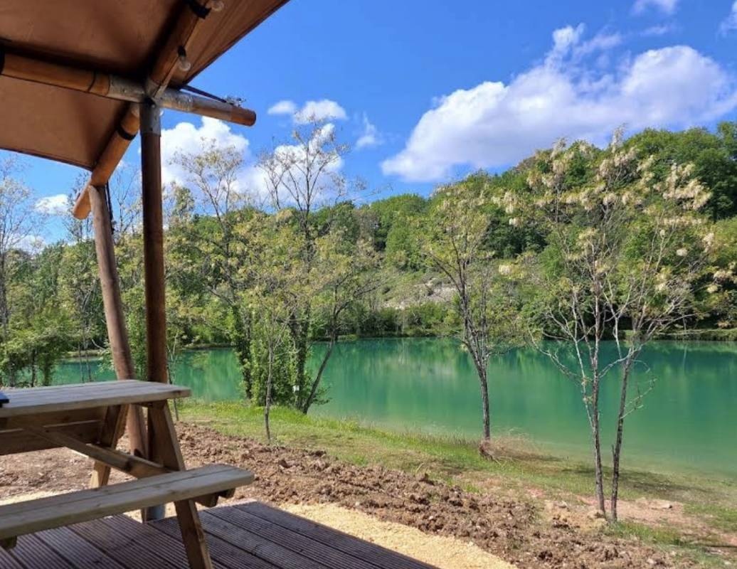 Camping Les 2 Lacs — Місце для кемпінгу in Beauville