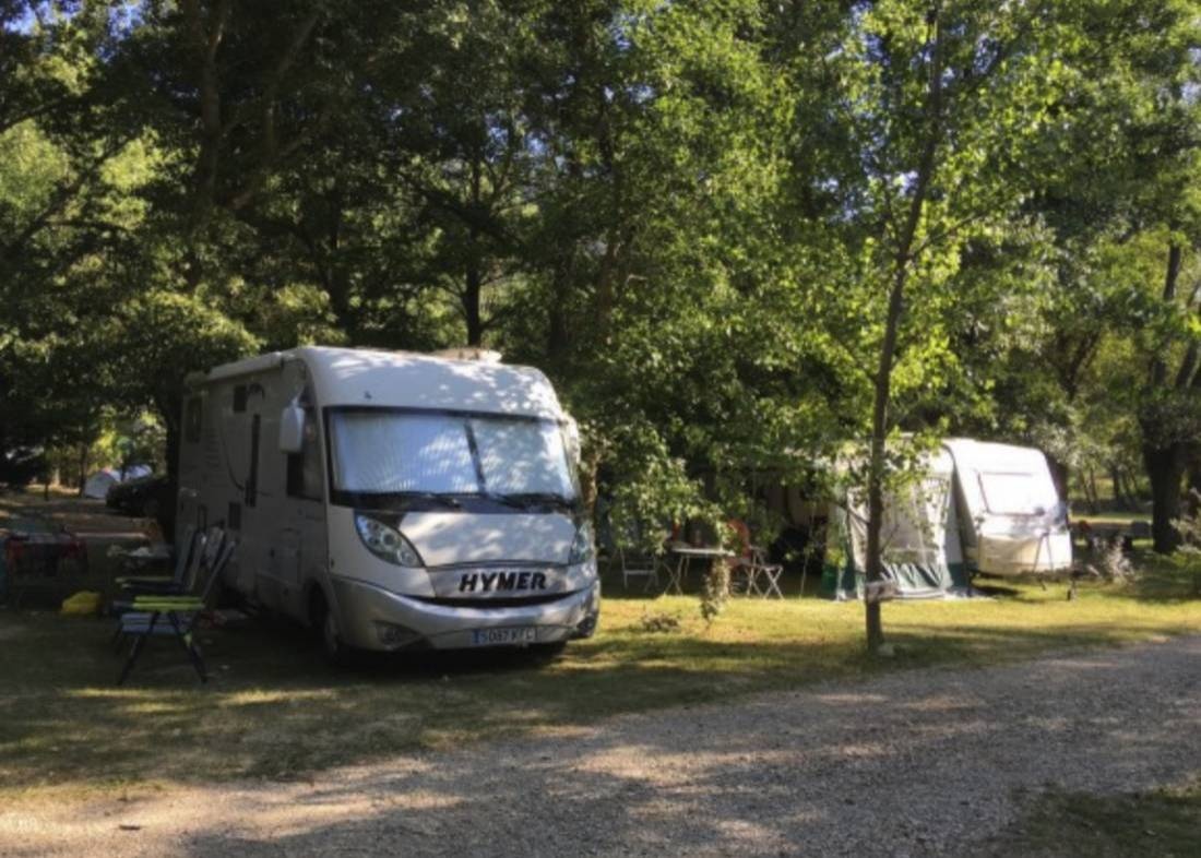 Camping Beaver — Camping Site in Pierrelongue