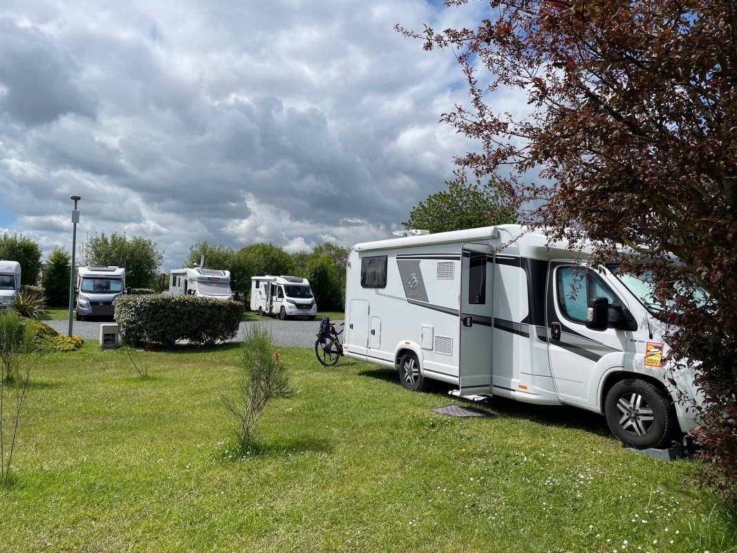 Camping les Bas Carreaux — Kemp in Tracy-sur-Mer / Normandie