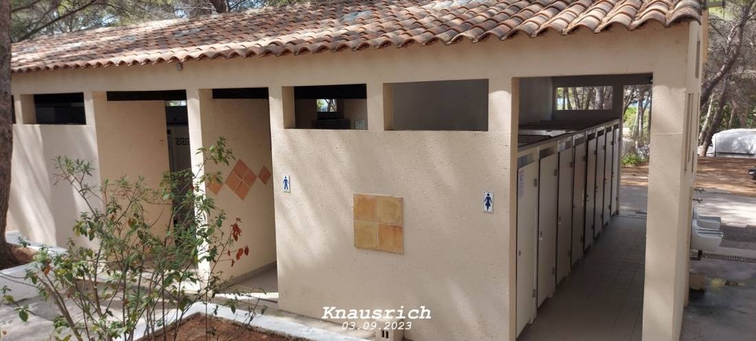 Camping Baumelles — Campingplats in Saint-Cyr-sur-Mer